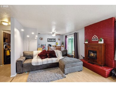 21846 SW Regal Ct, Beaverton, OR 97006 - photo 4