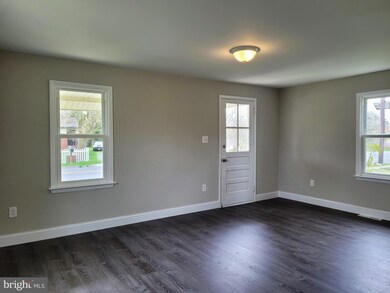 154 Grove Ave, West Deptford, NJ 08086 - photo 4