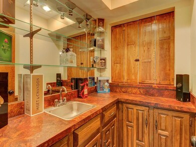 Wet bar