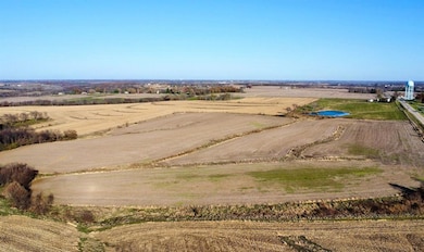 000 E Pleasant St, Knoxville, IA 50138 - photo 2