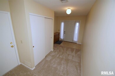 4023 Lillie Ave unit 502, Davenport, IA 52806 - photo 2