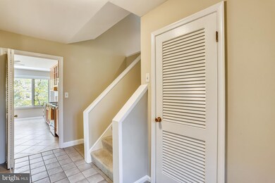 19005 Plummer Dr, Germantown, MD 20876 - photo 6