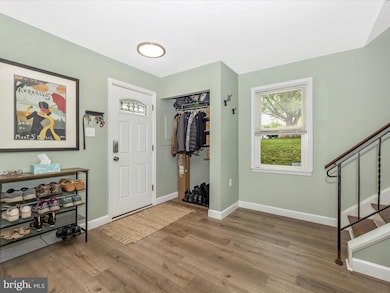 1016 Peach Orchard Ln, Brunswick, MD 21716 - photo 3