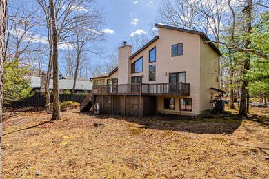 367 Saunders Dr, Bushkill, PA 18324 - photo 2