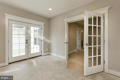 500 Valley Dr SE, Vienna, VA 22180 - photo 7