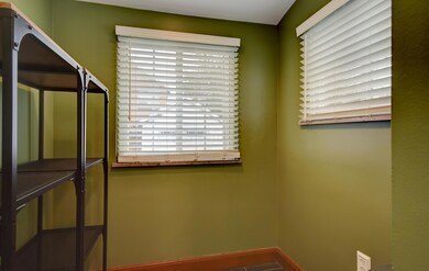 168 Frebis Ave, Columbus, OH 43206 - photo 7