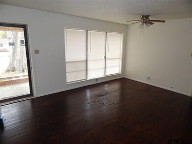 328 328 Dartmouth, Tyler, TX 75701 - photo 2