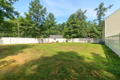 27 Simpson Mill Rd, Pelham, NH 03076 - photo 6