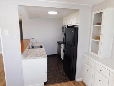 838 Hawthorn Cir, Sebastian, FL 32976 - photo 6