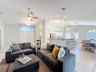 12204 Wedgefield Dr, Grand Island, FL 32735 - photo 3