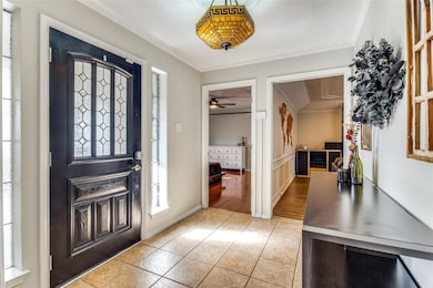 116 Montreal Dr, Hurst, TX 76054 - photo 4