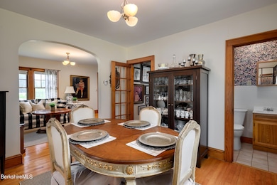 Dining to Living Room