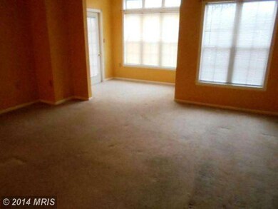 8822 Groffs Mill Dr unit 8822, Owings Mills, MD 21117 - photo 4