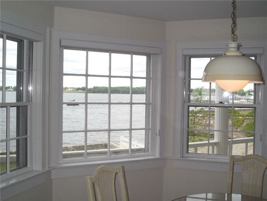 Looking out from the dining area.  Feels like vaca