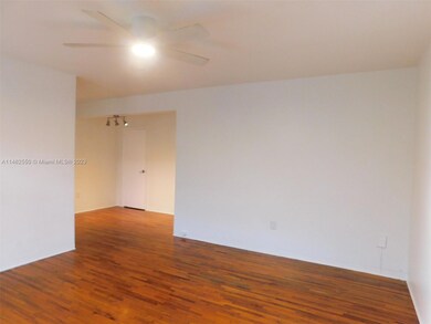 7945 Carlyle Ave unit 7, Miami Beach, FL 33141 - photo 6