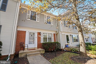 249 Finchingfield Ct, Sterling, VA 20165 - photo 4