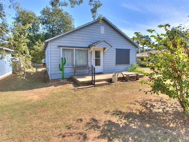 1724 N Dobbs Rd, Harrah, OK 73045 - photo 3