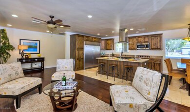 7002 N 13th St-large-005-4-Family RoomKi