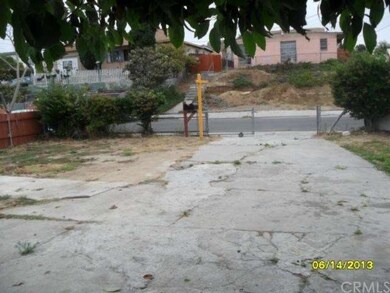 Front Yard (Potential Parking Area)