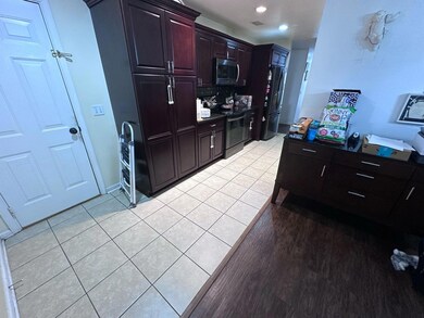 14 Marquis Way kitchen
