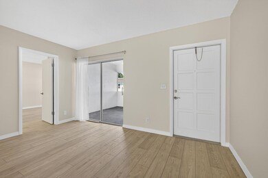 51 Stratford D, West Palm Beach, FL 33417 - photo 4