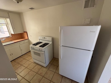 3001 E La Madera Dr unit 3011, Tucson, AZ 85716 - photo 4