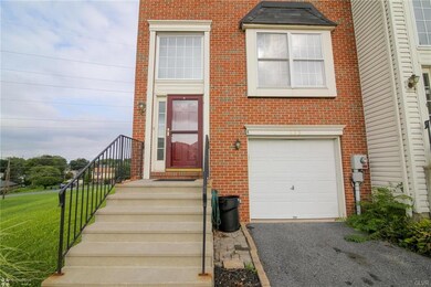 135 N Oak St, Freemansburg, PA 18017 - photo 3