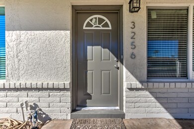 3256 E Edgewood Ave-6