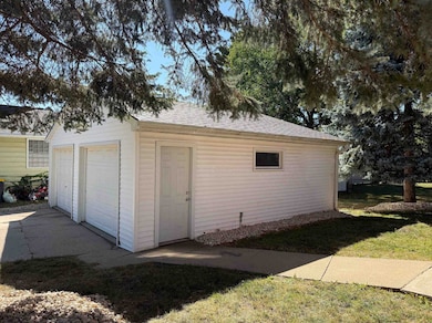 1128 19th St, Monroe, WI 53566 - photo 4