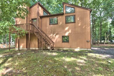 4235 Woodacre's Dr, East Stroudsburg, PA 18301 - photo 2