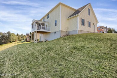 110 Meixell Cir, Lewisburg, PA 17837 - photo 2