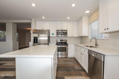 005-photo-kitchen-6672071