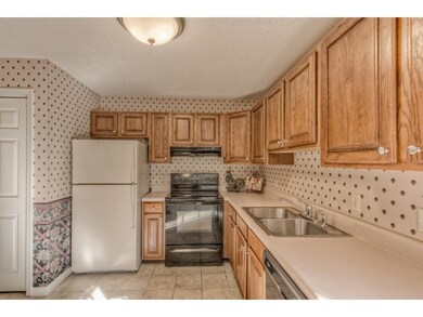 2311 Abbott Dr unit 2, Johnson City, TN 37601 - photo 6