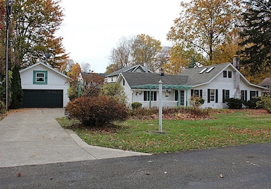A view of the property from Montrose Ave.