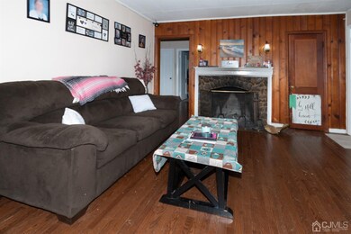 141 Giles Ave, Middlesex, NJ 08846 - photo 2