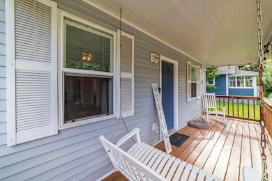 BStoopWillStreet0014