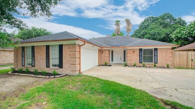 15219 Windy Cove Dr, Houston, TX 77095 - photo 2