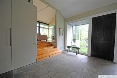 194 Rhynders Rd, Staatsburg, NY 12580 - photo 3