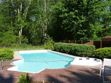 1410 Birch Dr, North Tonawanda, NY 14120 - photo 5