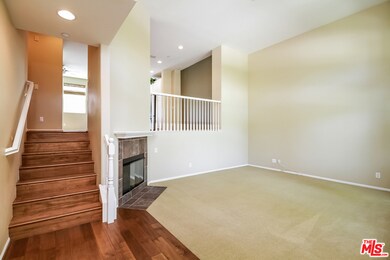 LR w/ Fireplace