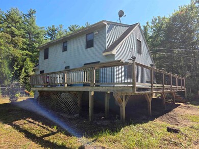 31 Pine Meadows Cir, Bennington, NH 03442 - photo 4