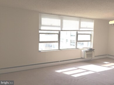 Radnor House unit 611, Bryn Mawr, PA 19010 - photo 5