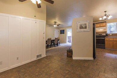 16881 Indio Rd, Bend, OR 97707 - photo 7