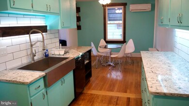 348 E Mckinley St, Chambersburg, PA 17201 - photo 2