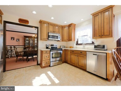 5551 Nina Cir, Coopersburg, PA 18036 - photo 6