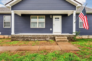 825 Stableford Ln, Oak Grove, KY 42262 - photo 2