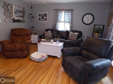 791 6th Ave, Coon Rapids, IA 50058 - photo 4