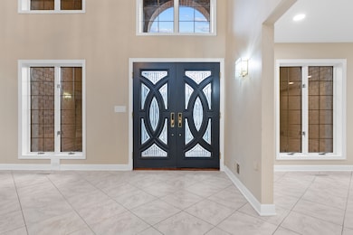 1202 W Surrey Rd, Addison, IL 60101 - photo 4