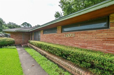 1203 Lamar Dr, Richmond, TX 77469 - photo 3