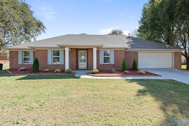 318 Wine Sap Cir, Harvest, AL 35749 - photo 2